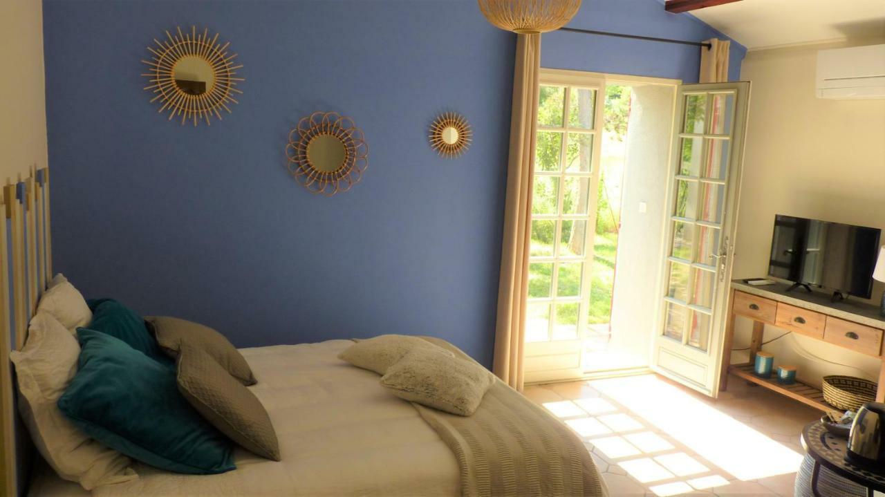 De La Diligence Bed & Breakfast *